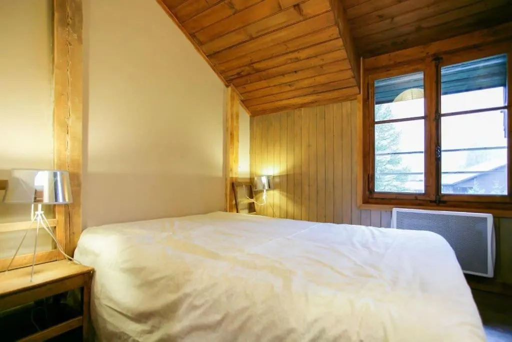 Appartement Dans Maison De Pays Pour 5 Personnes Chamonix 0*,  France